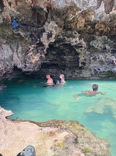 The Africa Pool, Tiwi Beach