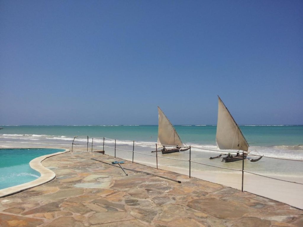 Kusini Beach Cottages