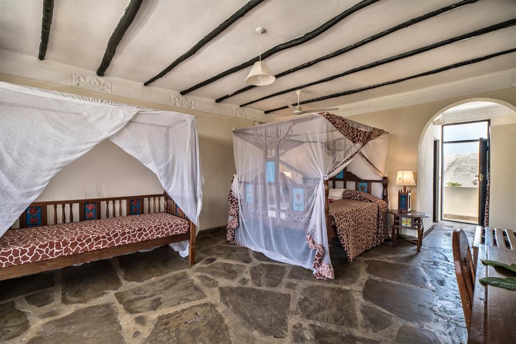 Jacaranda Beach Resort, Watamu