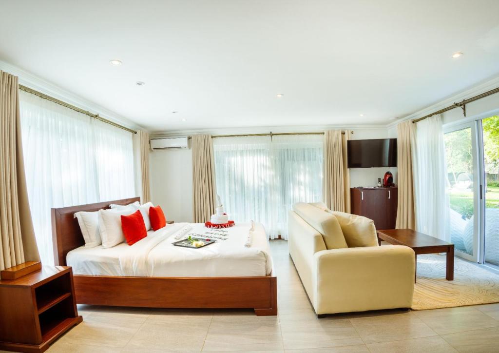 Searenity Boutique Hotel