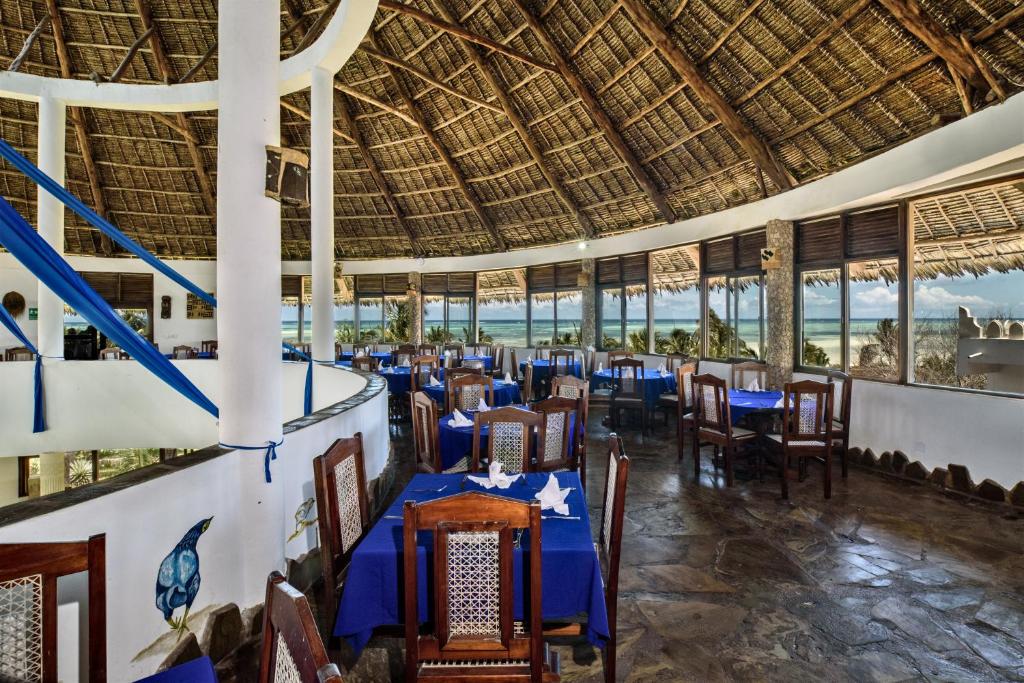 Jacaranda Beach Resort, Watamu