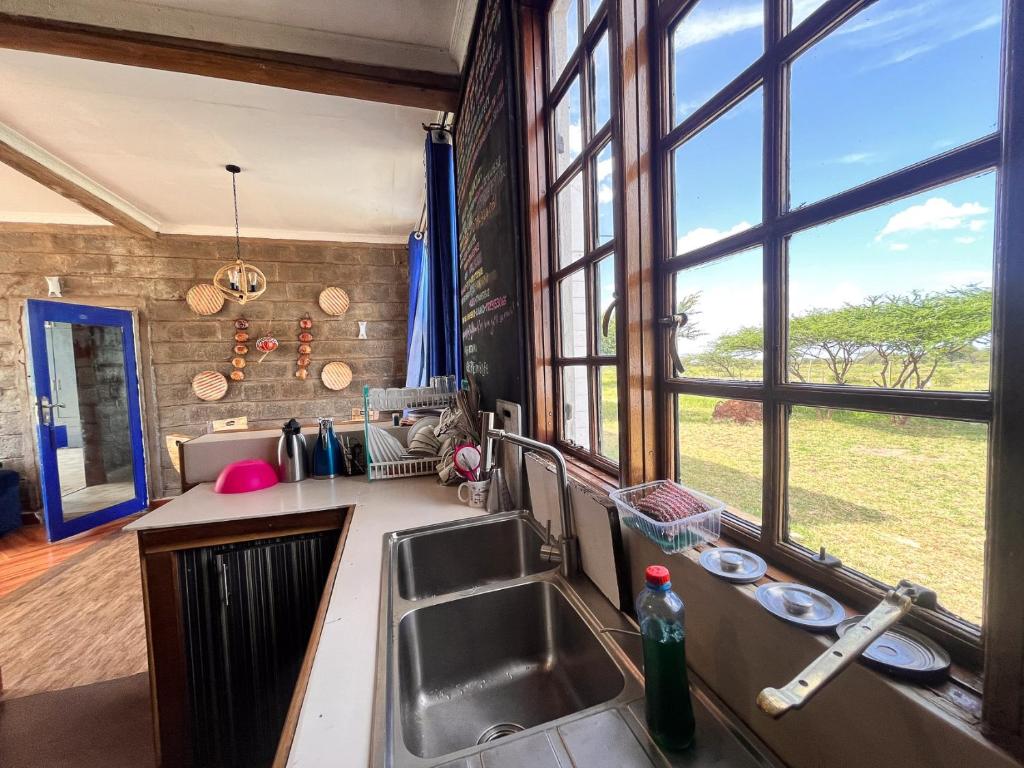 Amboseli Glass House