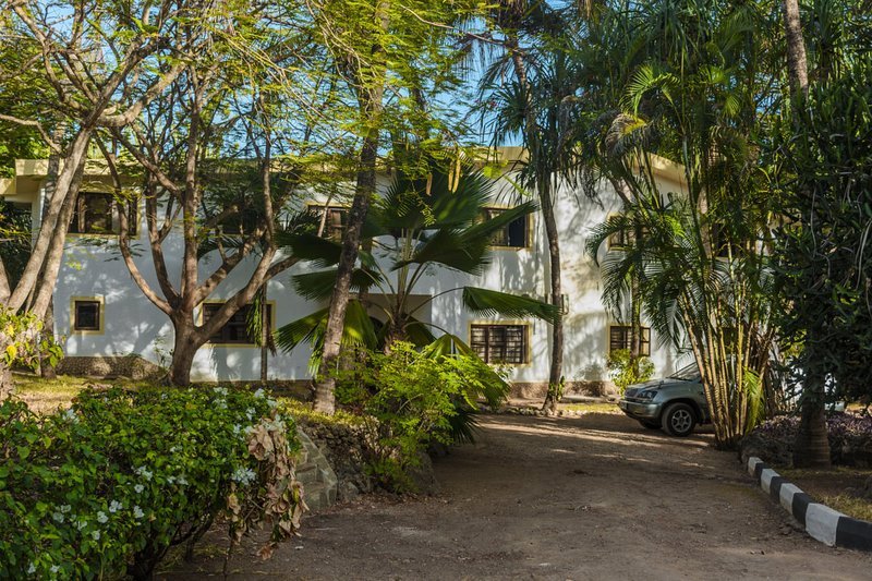 Palm Beach Manor