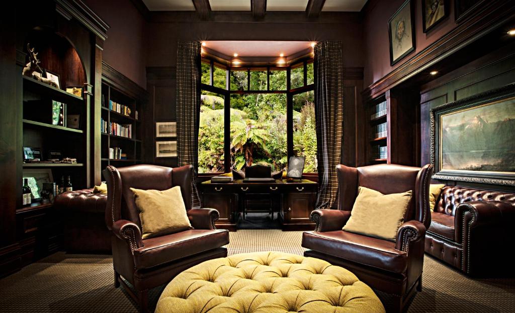 The Treetops Lodge