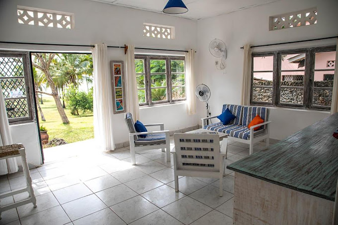 Flamboyant Diani