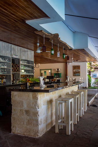 Flamboyant Diani
