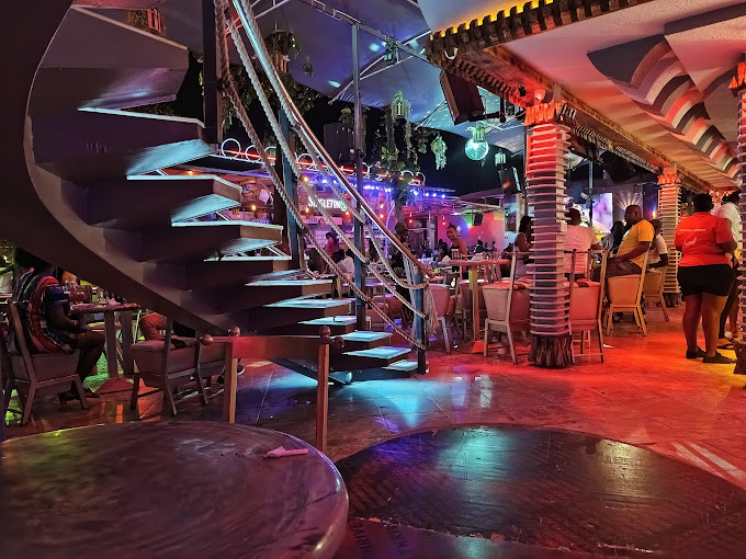 The Yacht Lounge Mtwapa