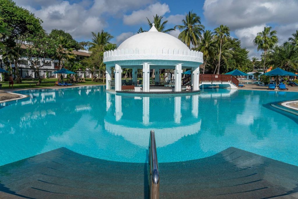 Southern Palms Beach Resort