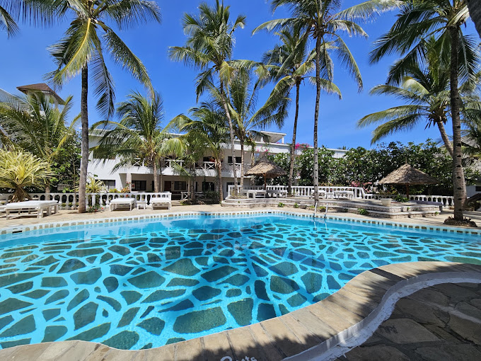 Aquarius Beach Resort