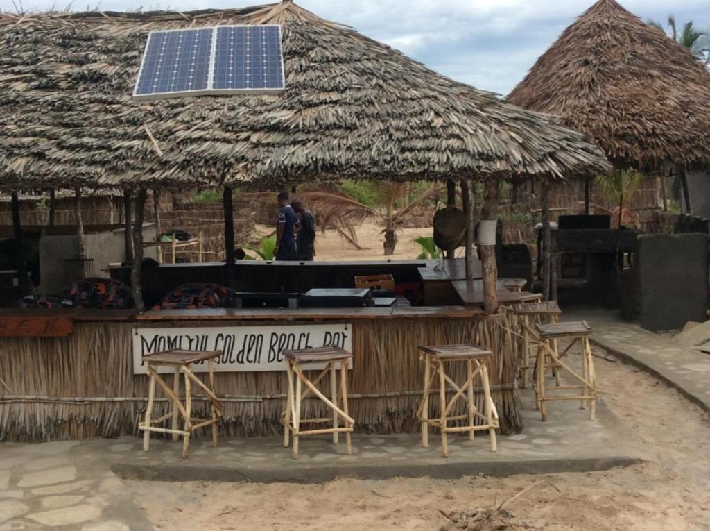 Mambrui Golden Beach Bar and Cottages