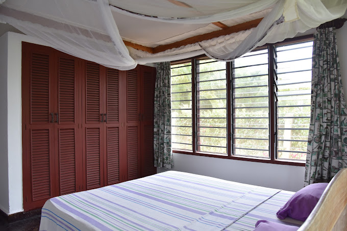 Simba Oryx Beach Cottages