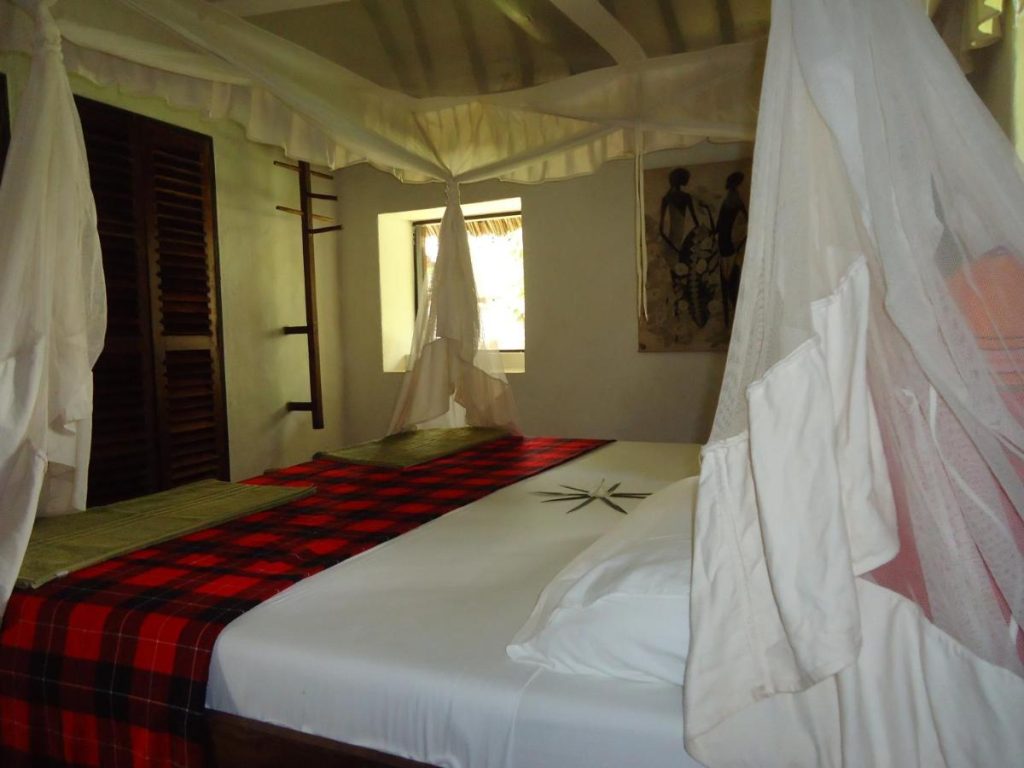 Kusini Beach Cottages