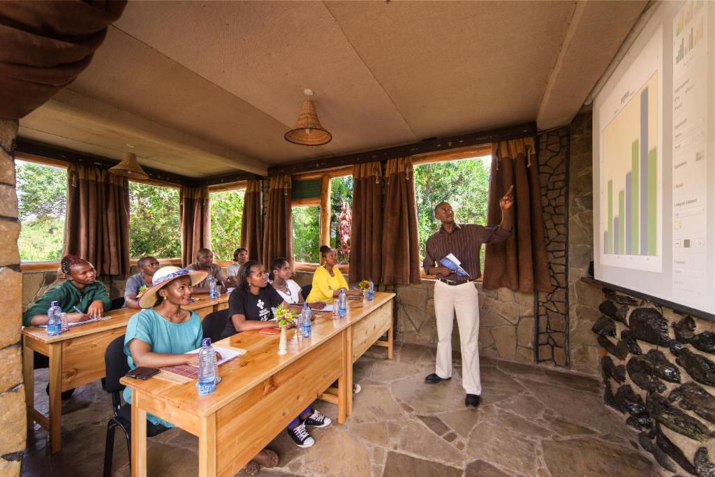 Rhino Watch Safari Lodge