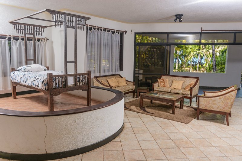 Palm Beach Manor