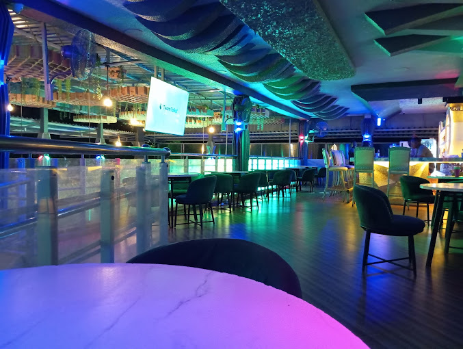 Tandoori Baharini lounge