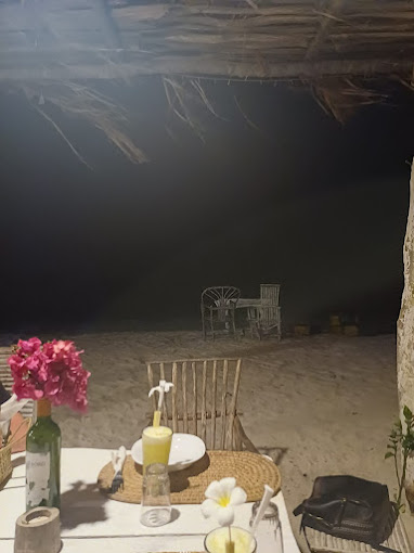 Alex Beach Bar & Restaurant