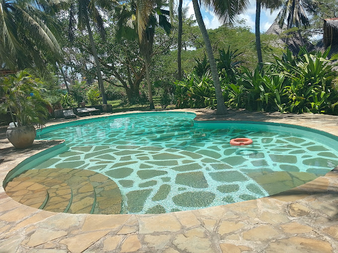 Kongo river (shambani) bungalows