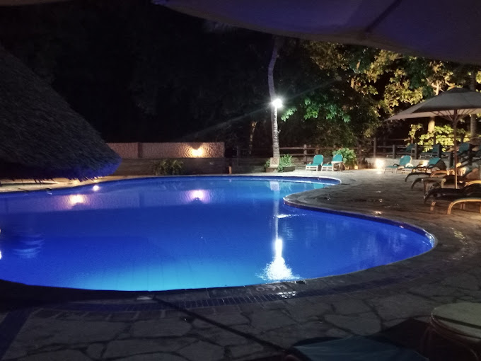 Pinewood Beach Resort & Spa