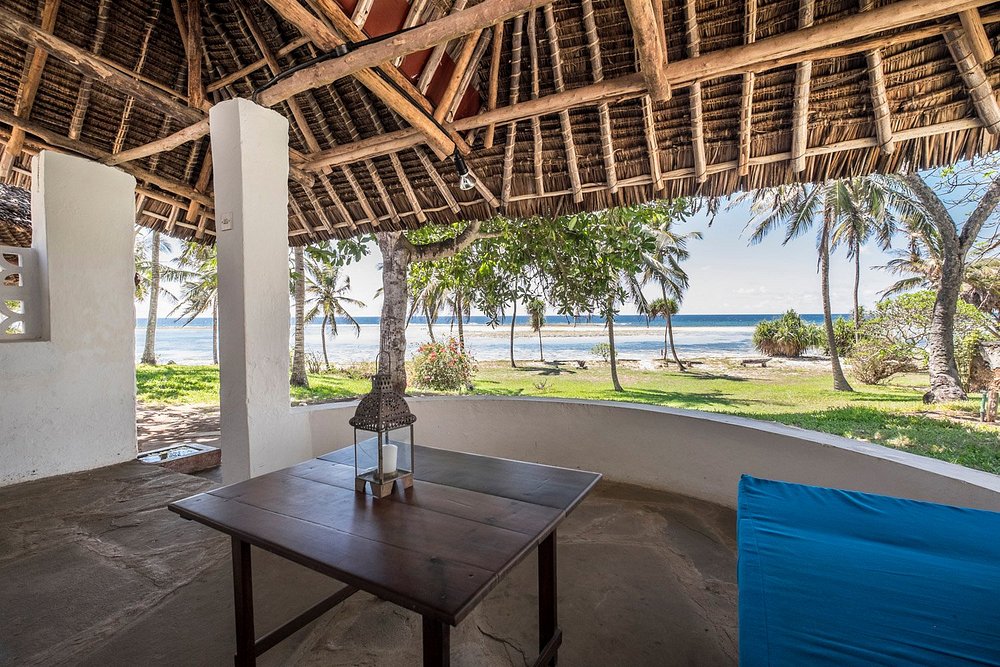Sand Island Beach Cottages