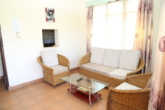 Merry Villa Hotel & Apartments