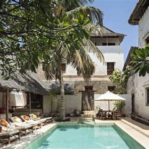 Lamu House Hotel & Beach Club