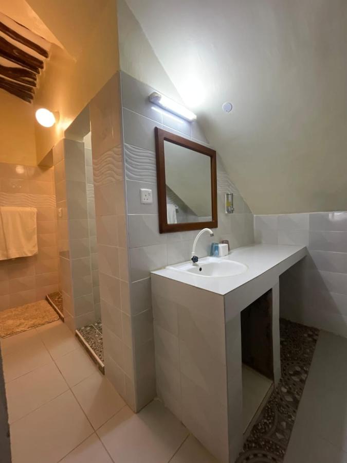 Tahira Villa
