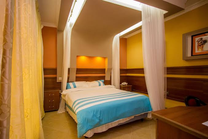 Royal Minni Inn