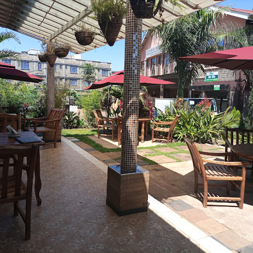 cliffneck restaurant kerugoya