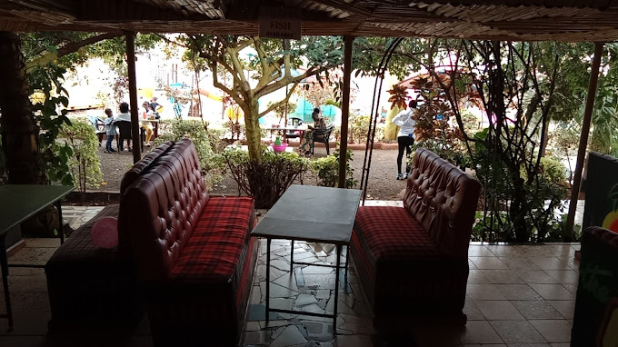 Twin Park Hotel