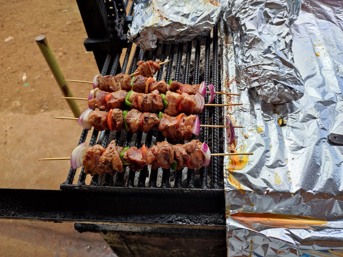 Woodhut Grill