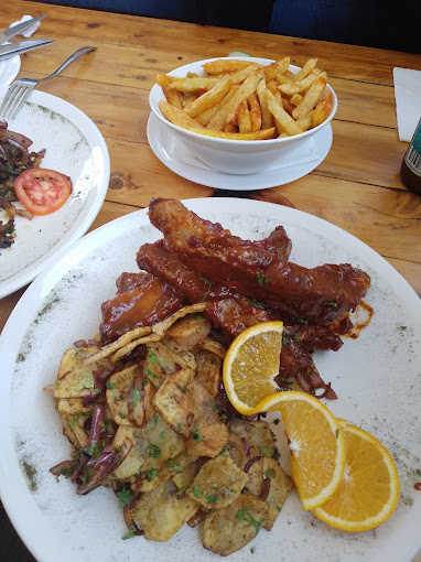 Sip and Dip Bistro