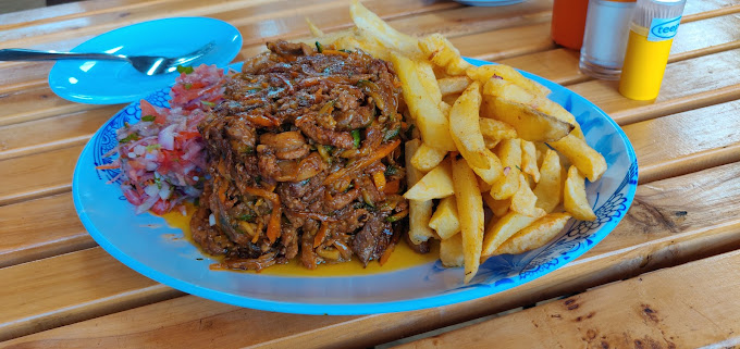 Woodhut Grill