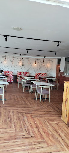 Sip and Dip Bistro