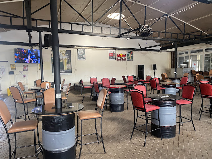 Ashaki Grill-Thome