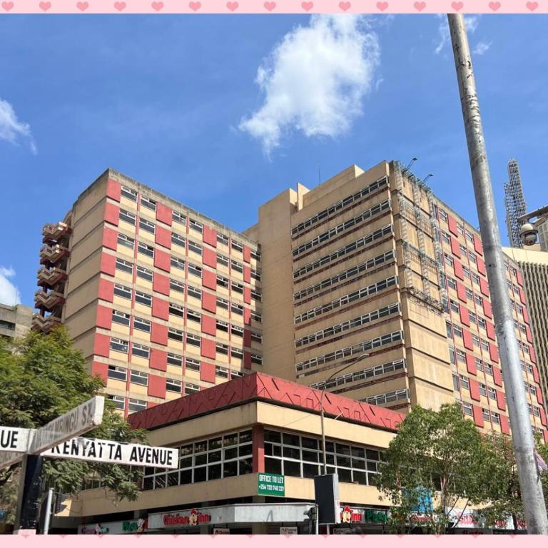 Maanzoni 680 Hotel