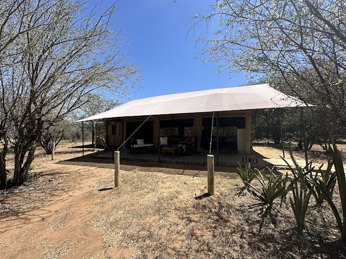 Tumaren Camp / Karisia Walking Safaris