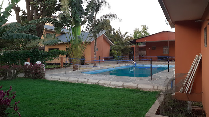 Rena Hostel & Lodge