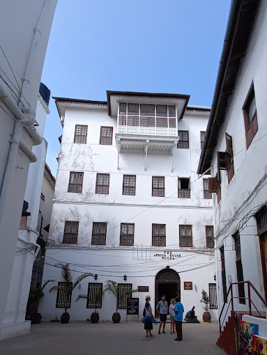 Africa House Hotel