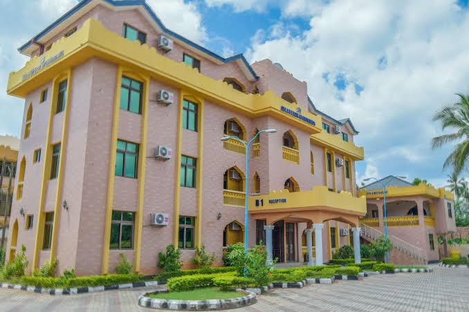 Abla Beach Hotel & Apartments
