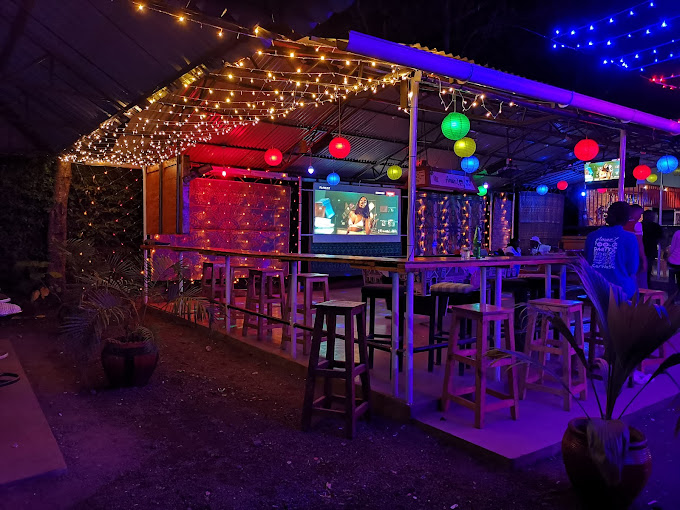 Amuzz Bar and Grill