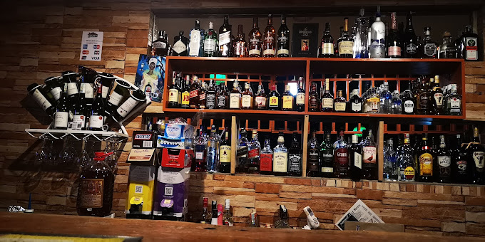 Amuzz Bar and Grill