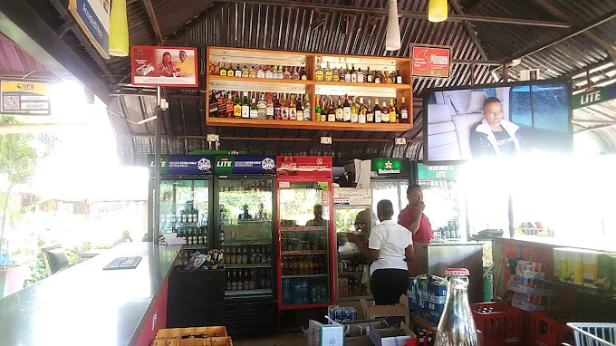Hugo’s Garden Bar & Restaurant