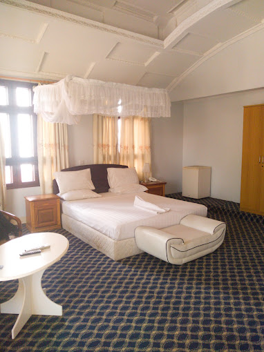Picolo Beach Hotel