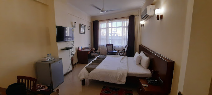 Hotel Sapphire