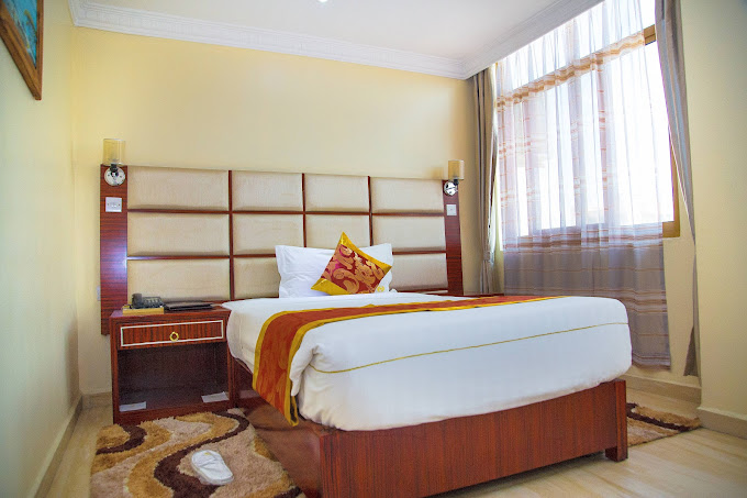 Tiffany Diamond Hotel, Indira Gandhi Street, Dar es salaam