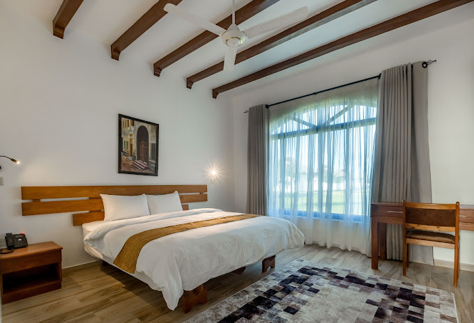 Aya Sophia Villa – Garden Hotel