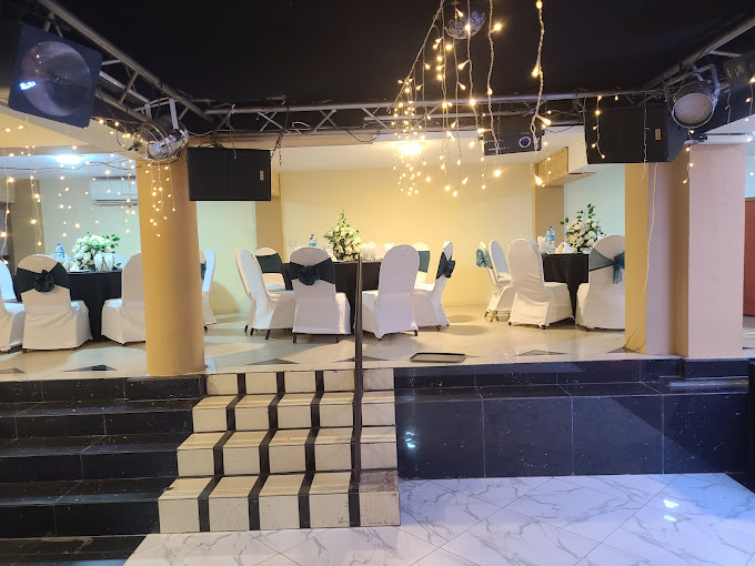 Denfrance Hotel