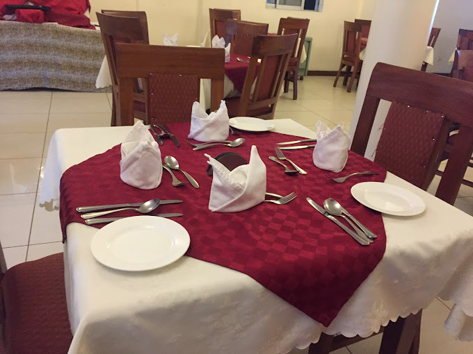 Mams Plaza Guest House