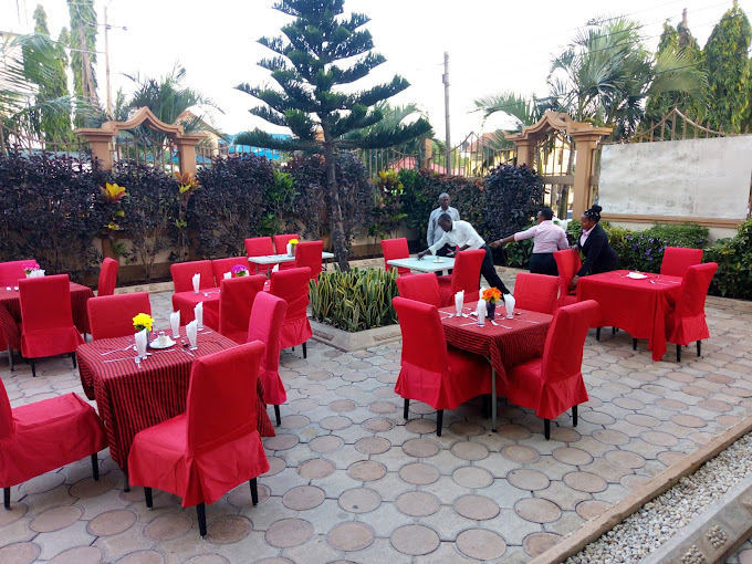 Wanyama Hotel