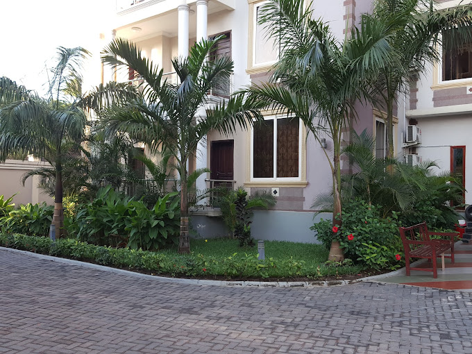 Reef Apartments